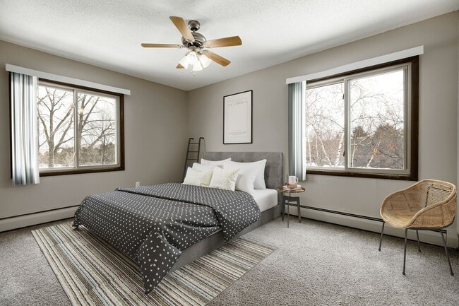 Photo - Garden Grove Apartments