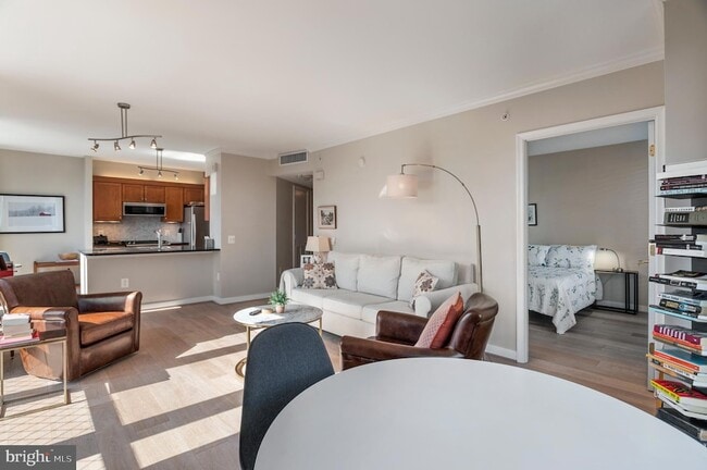 Photo - 631 D St NW Unit 1133