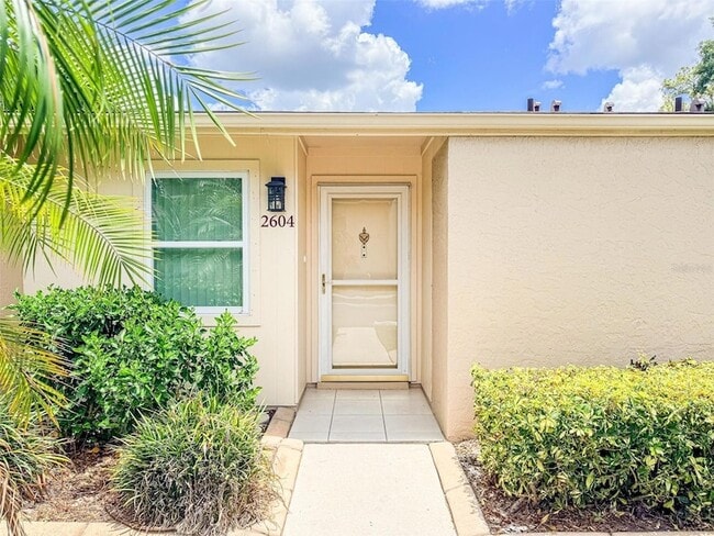 Photo - 2604 Woodgate Ln Unit J6