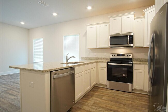 Photo - 8960 Brigade Trail