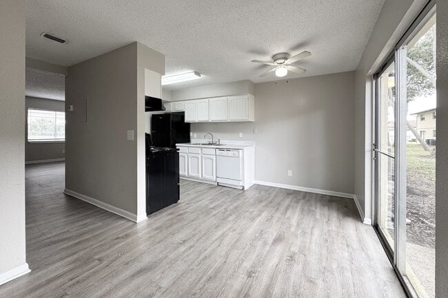 Photo - Ridge Apartments