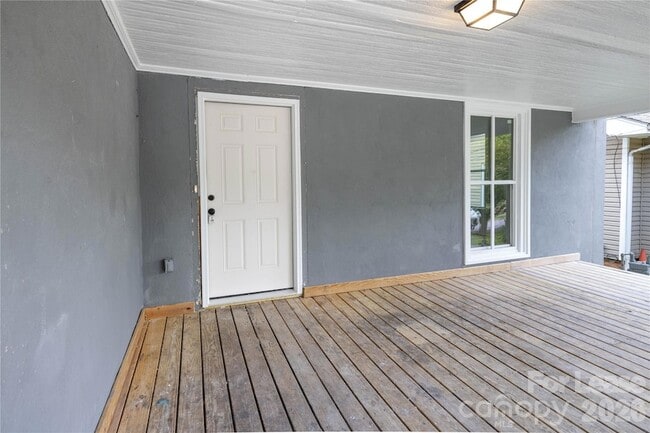 Photo - 609 W Liberty St