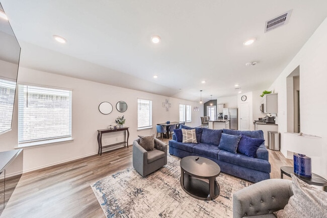 Building Photo - 6055 Diamond Vis Ct Unit SI ID1283920P
