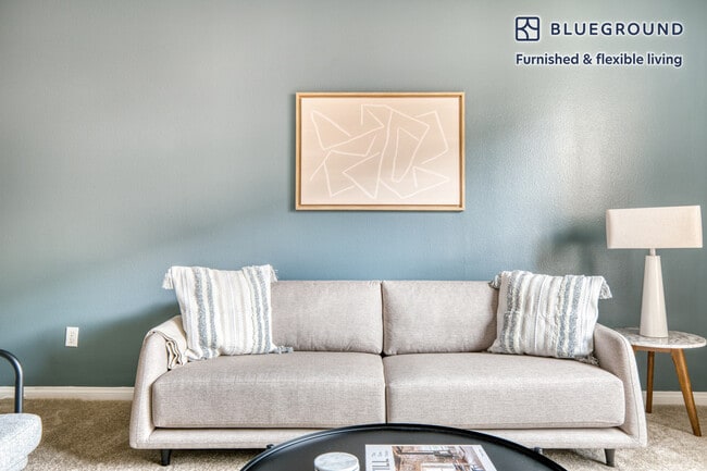 Photo - 25 S Oak Knoll Ave Unit SI FL3-ID858