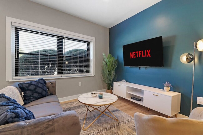 Photo - 5015 Main St Unit ID1366954P