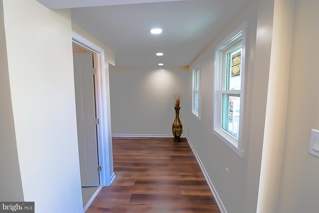 Photo - 427 Highland Ave