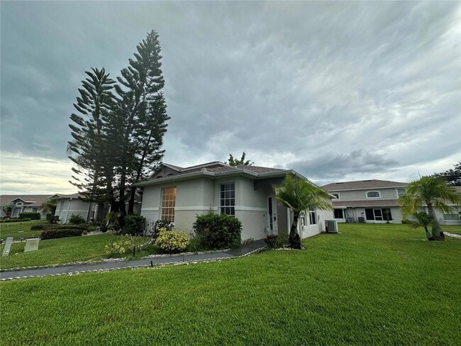 Photo - 14572 Laguna Beach Cir