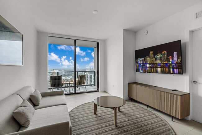 Building Photo - 601 NE 1st Ave Unit SI FL42-ID1049789P