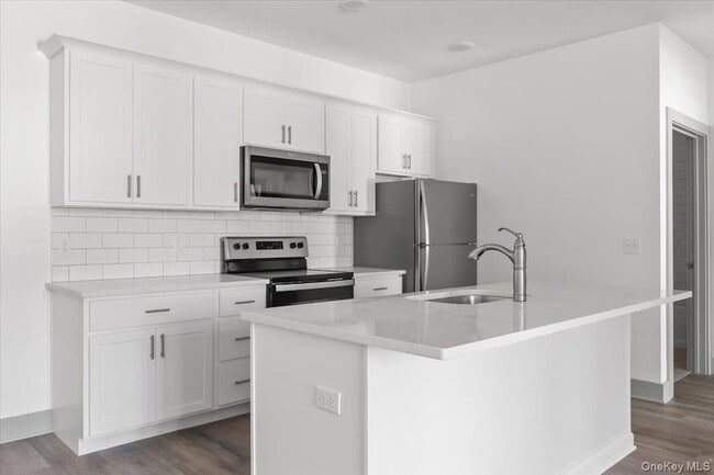 Photo - 75 Forester Ave Unit 118