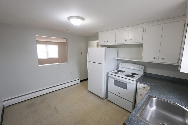 Photo - 12 Essex St Unit 6