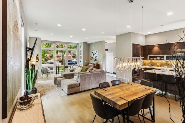 Photo - 2379 W 7th St Unit SI ID1593917P