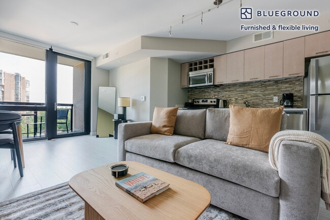 Building Photo - 1510 Clarendon Blvd Unit FL8-ID1146