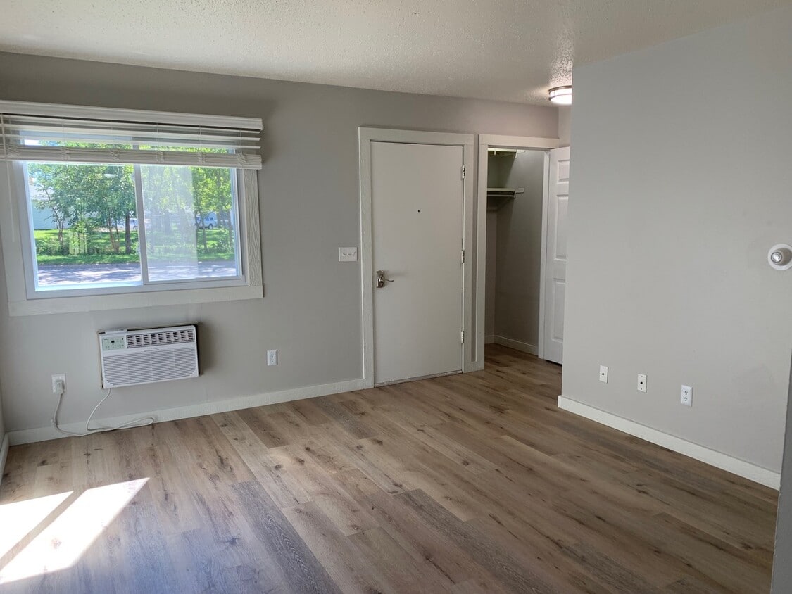 Floor Plan - Two Bed, One Bath Townhome