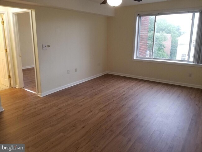 Photo - 3865 Halley Terrace SE Unit 304