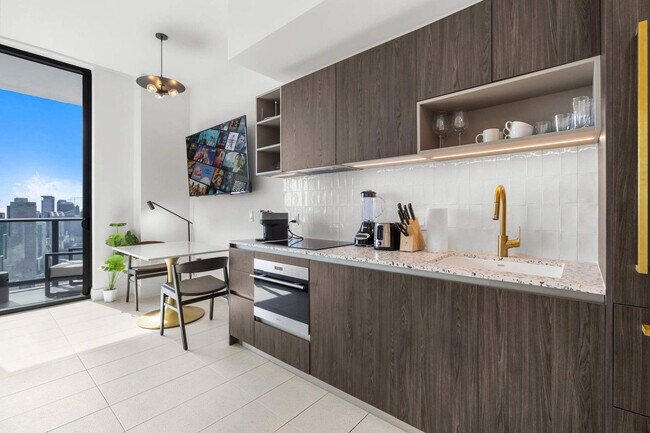 Photo - 159 NE 6th St Unit SI FL49-ID1255896P