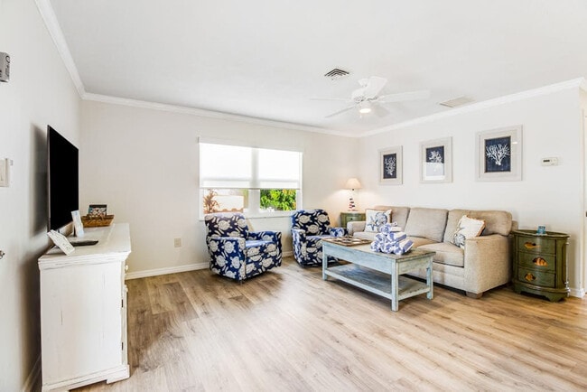 Building Photo - 7107 Gulf Dr Unit SI ID1591511P