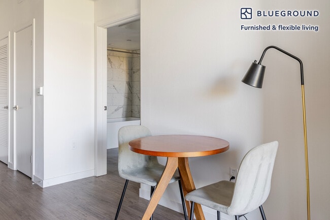 Photo - 815 Old County Rd Unit FL3-ID1920