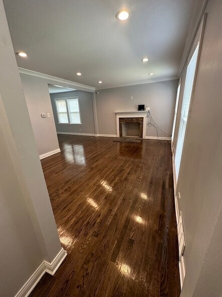Photo - 8209 S Prairie Ave