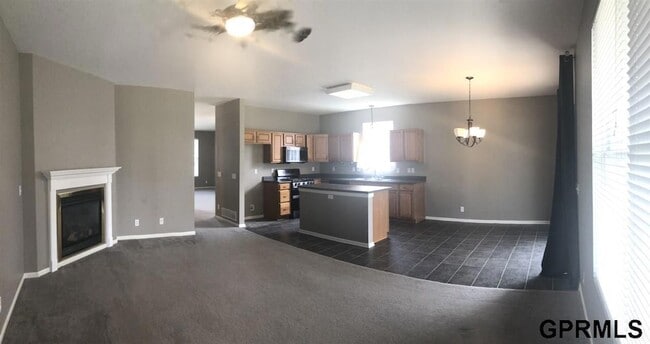 Photo - 2102 Quartz Dr