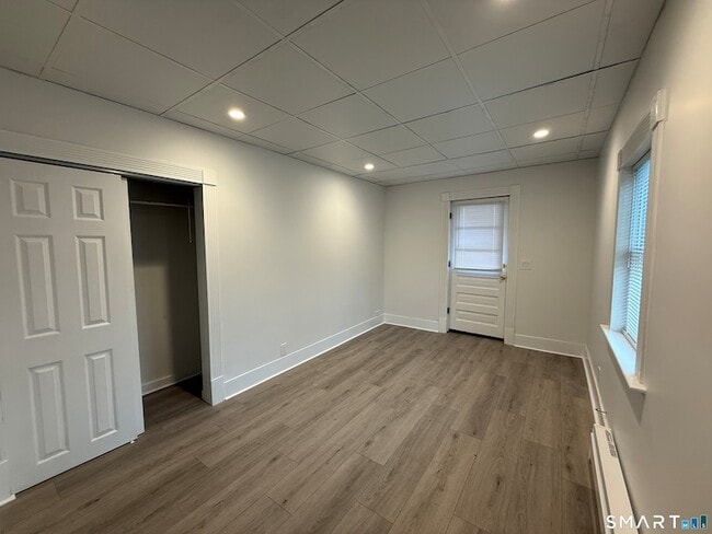 Photo - 170 N State St