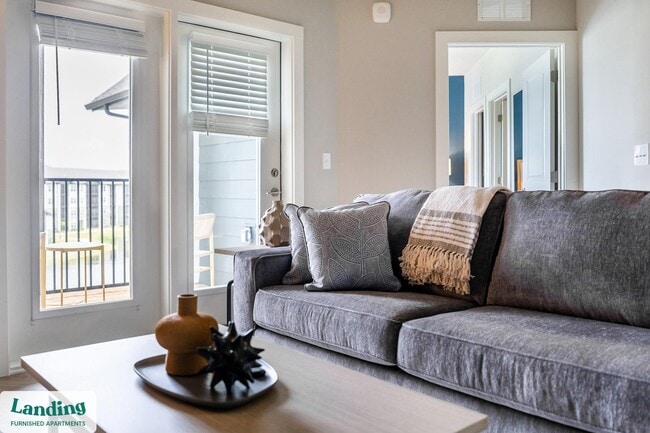 Building Photo - 10800 Colonial Gtwy Dr Unit 1-411.1409675