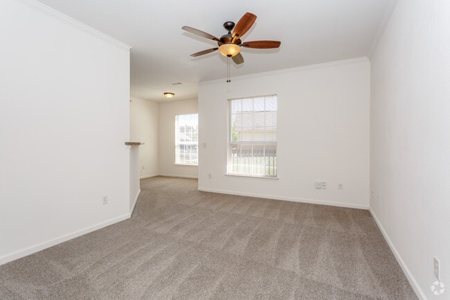 1BR, 1BA - Redbud Updated - The Homestead Apartment Homes