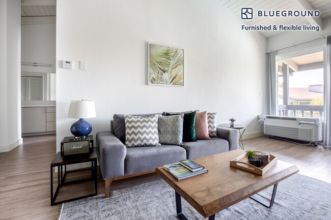 Photo - 6510 Green Valley Cir Unit FL3-ID326