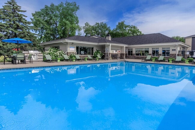 Photo - Runaway Bay Apartments