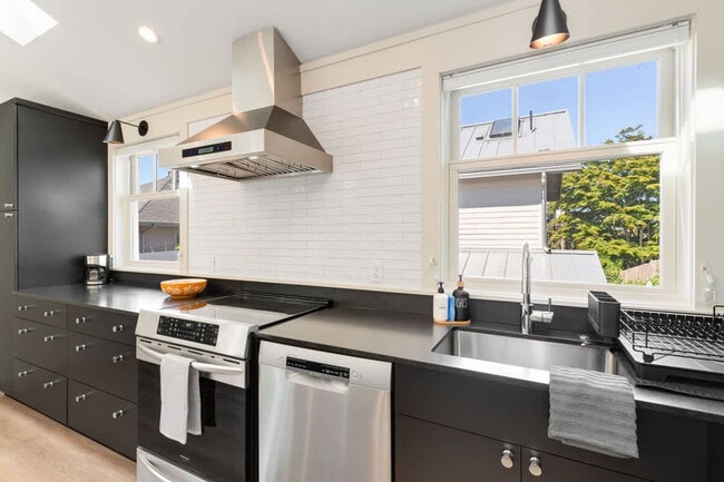 Photo - 3224 13th Ave W Unit ID1299041P