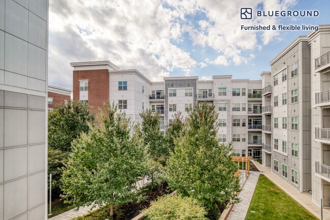 Photo - 90 Fawcett St Unit FL3-ID933