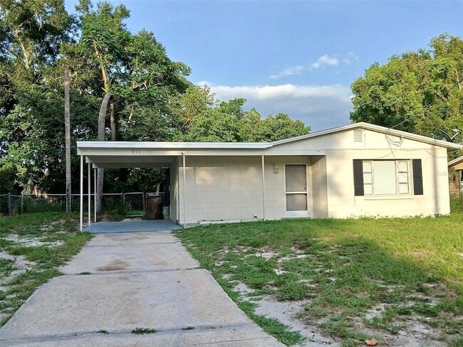 Photo - 930 Emerald Dr