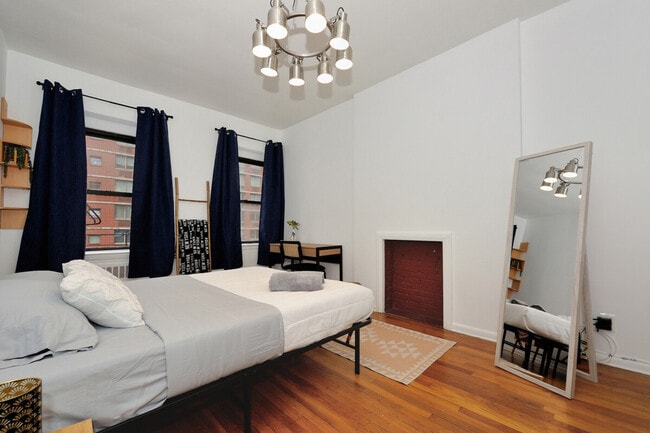 Building Photo - 474 9th Ave Unit ID1323955P