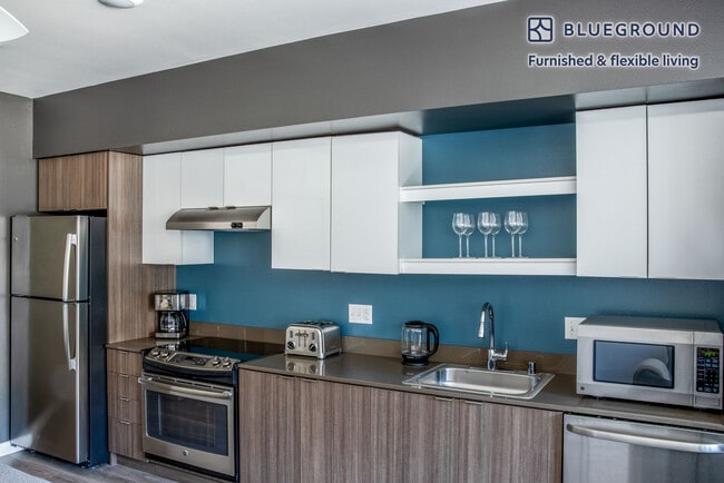 Photo - 1530 Belmont Ave Unit FL4-ID896A