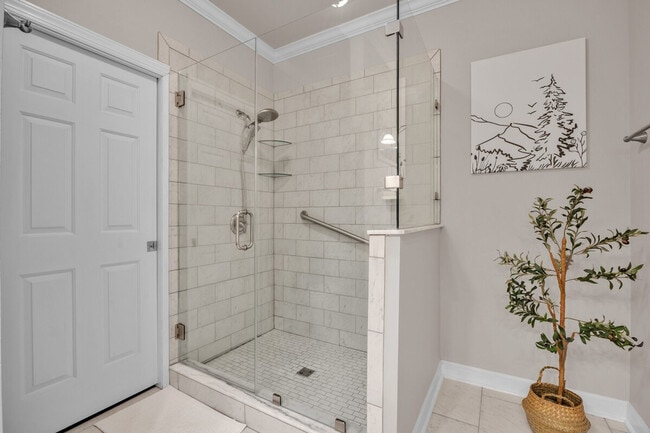 Photo - 270 Creatwood Trail Unit SI ID1383576P