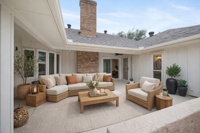 Photo - 3609 Brookshire Dr