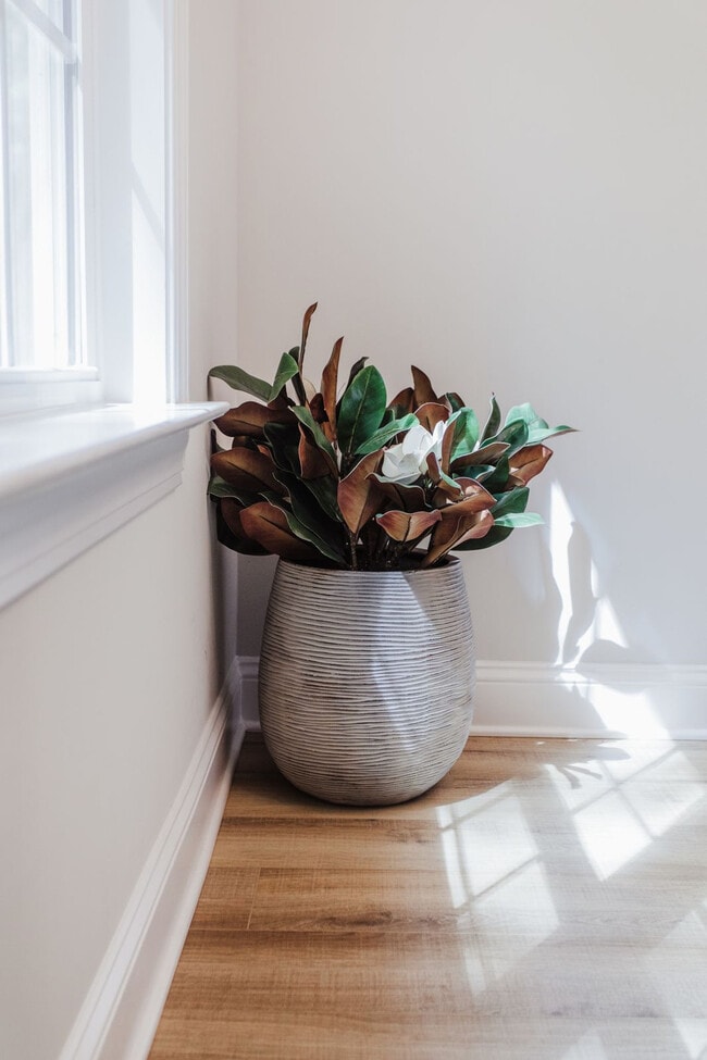 Photo - 279 Navigators Dr Unit ID1325029P