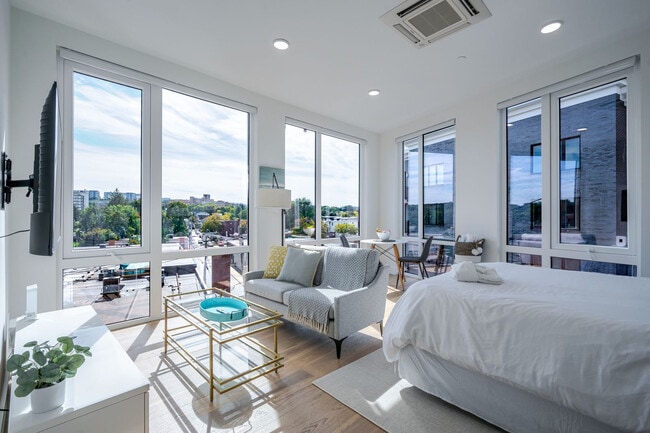 Building Photo - 38 Hichborn St Unit SI ID1319725P