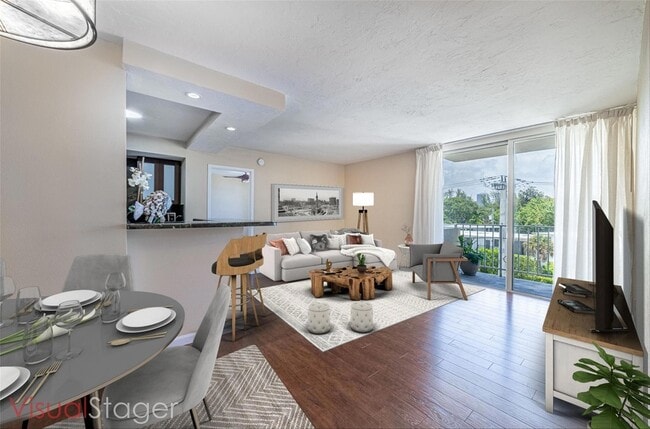 Photo - 1050 SE 15th St Unit 409