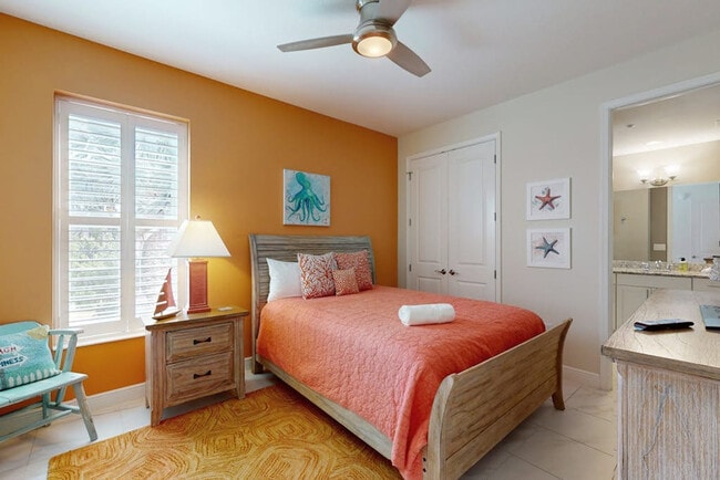 Photo - 391 Aruba Cir Unit SI ID1591405P