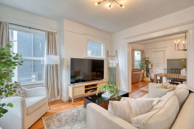 Photo - 1032-1036-1036 SE 12th Ave Unit ID1309849P