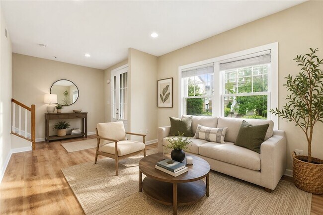 Photo - 335 Osona Ln