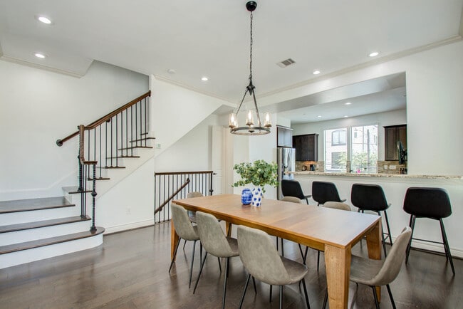 Photo - 5732 Darling St Unit ID1056419P