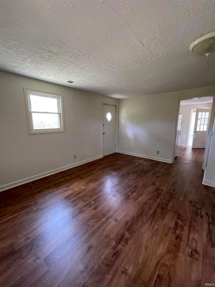 Photo - 415 N Kimble Dr