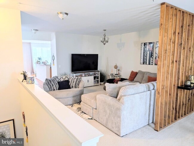 Photo - 9543 Center St