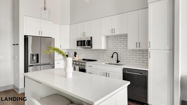 Photo - 1310 Hillside Ave Unit 303