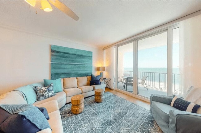 Building Photo - 365 E Beach Blvd Unit ID1267795P