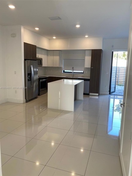 Photo - 10468 SW 118th Ave