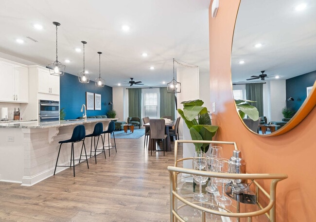 Photo - 1010 Falling Rock Pl Unit SI ID1468389P