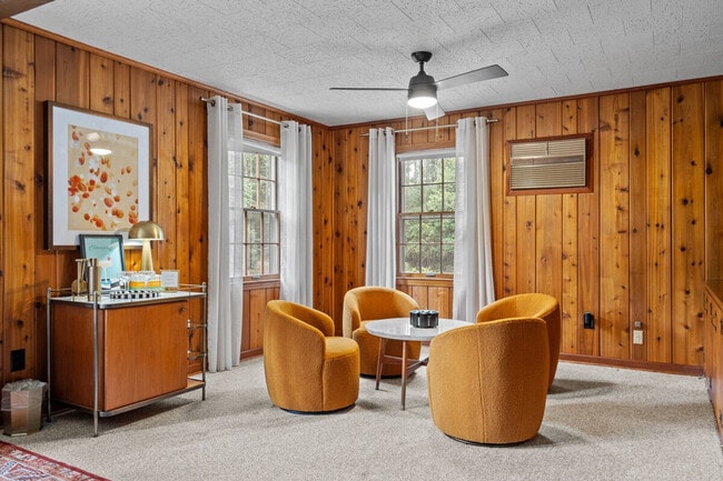 Photo - 264 Euharlee Rd SW Unit ID1234813P