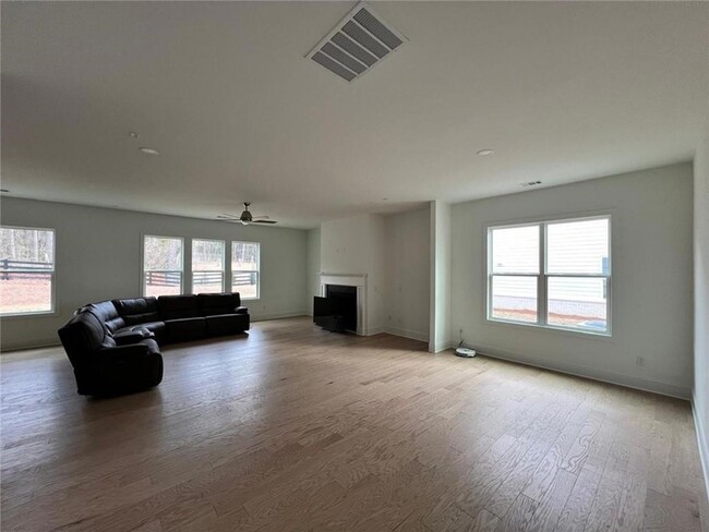 Photo - 1934 Harken Grv